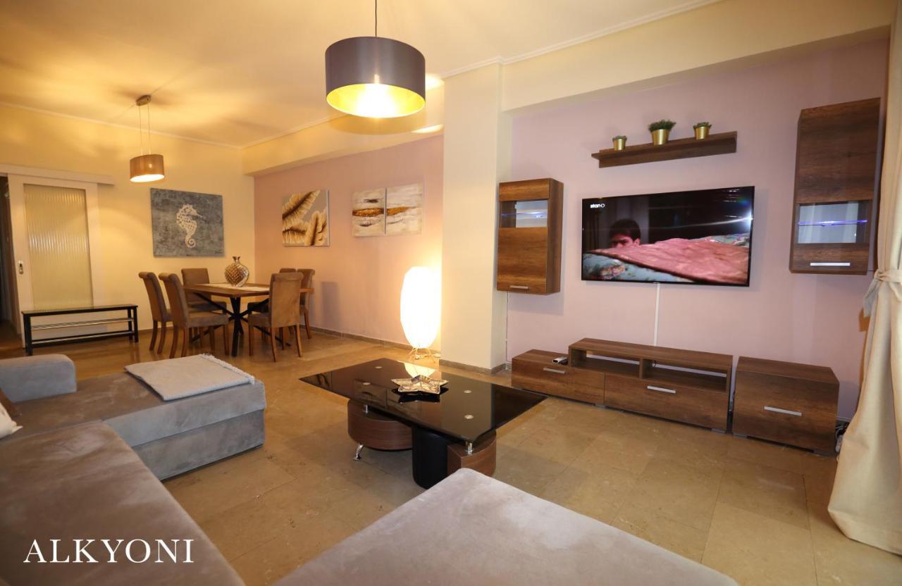 Melma Properties- Alkyoni Apartment By The Sea In Pireo Esterno foto